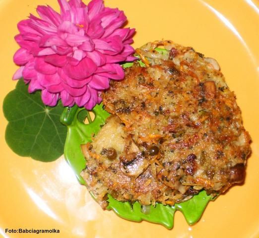 Placki ziemniaczano-warzywne :