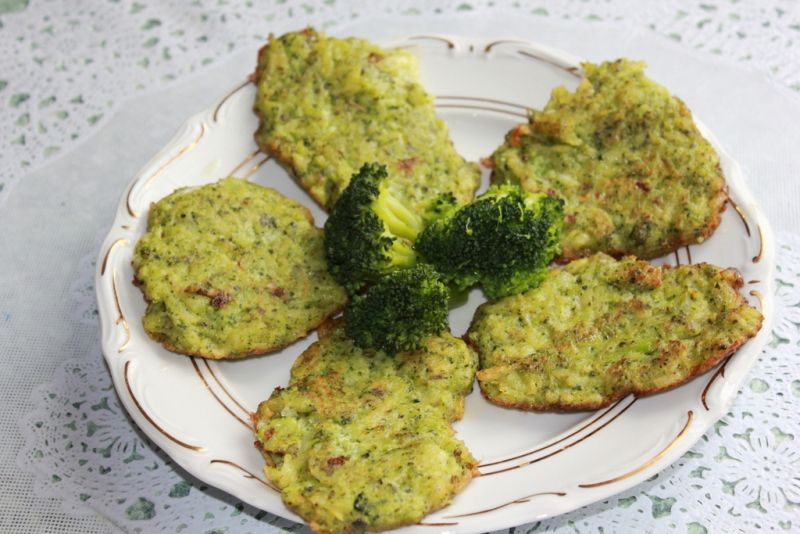 Placuszki brokułowo-ziemniaczane 