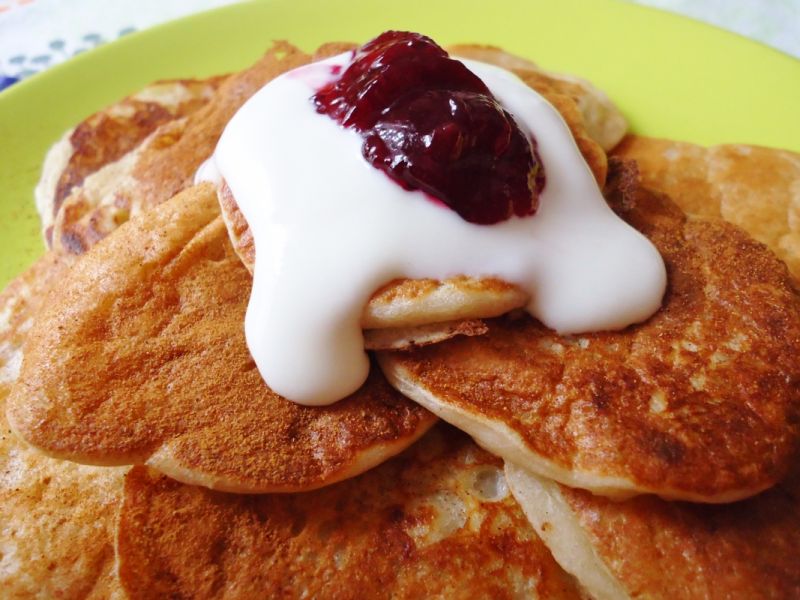 Placuszki drożdżowe z bananami Placuszki drożdżowe z bananami