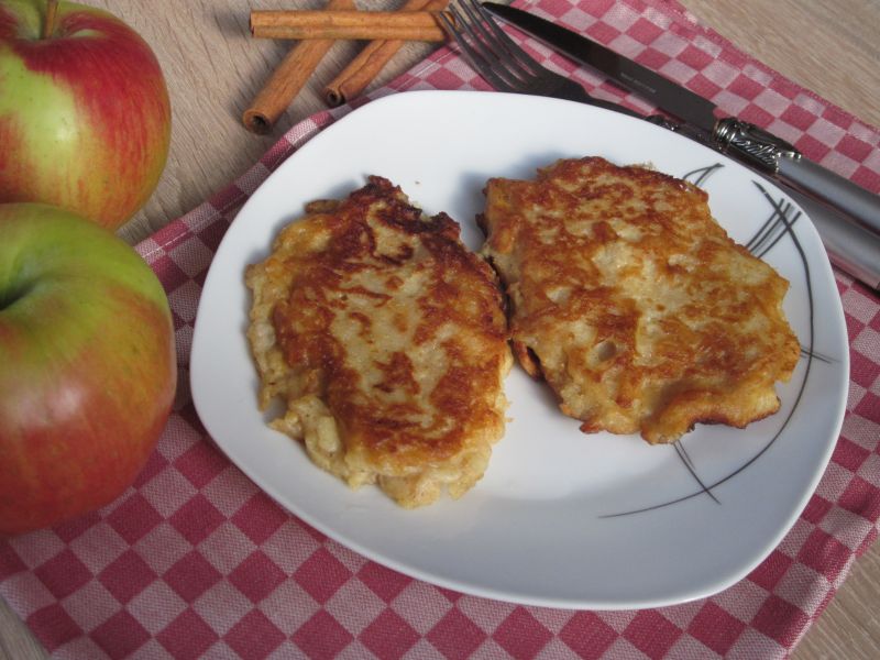 Placuszki jabłkowe z cynamonem