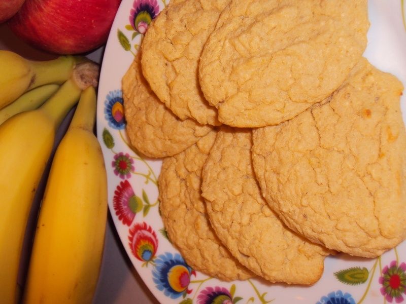 Placuszki jaglane z jabłkiem i bananem Placuszki jaglane z jabłkiem i bananem