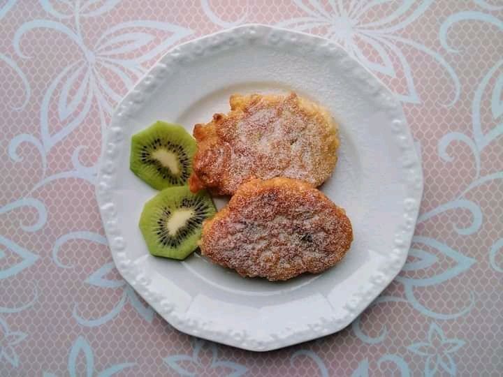 Placuszki jaglane z kiwi