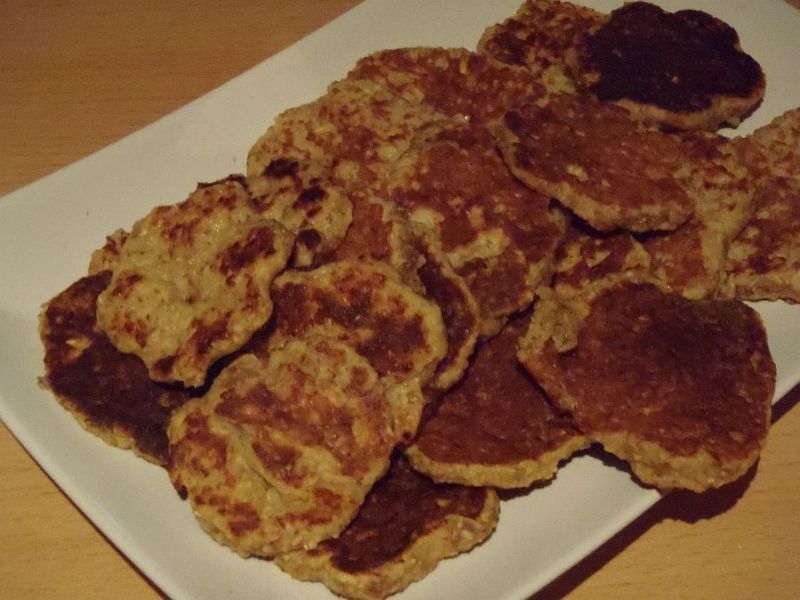 Placuszki otrębowe z owocami Placuszki otrębowe z owocami