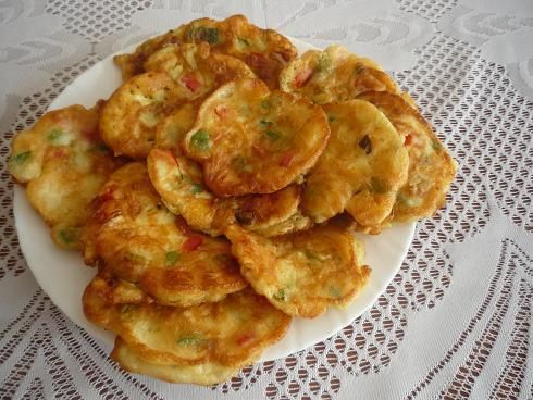 Placuszki po włosku z oliwkami i papryką Placuszki po włosku z oliwkami i papryką