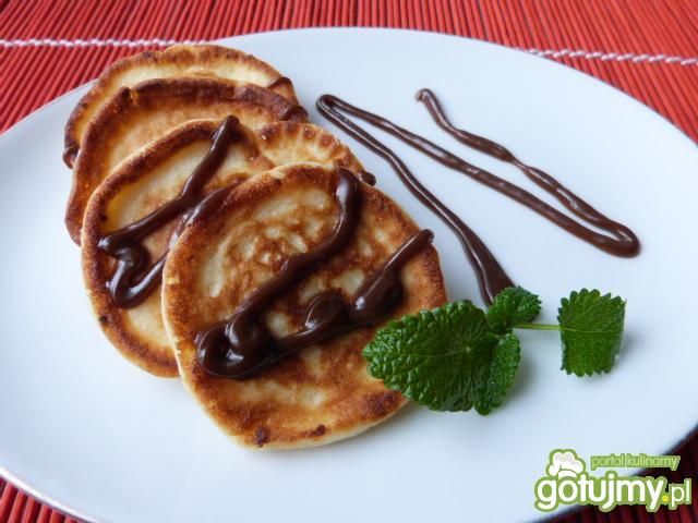 Placuszki serowe z sosem tiramisu Placuszki serowe z sosem tiramisu