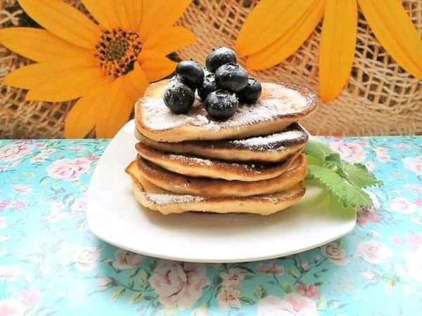 Placuszki twarogowe z borówkami 