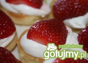 Placuszki z bitą śmietanką