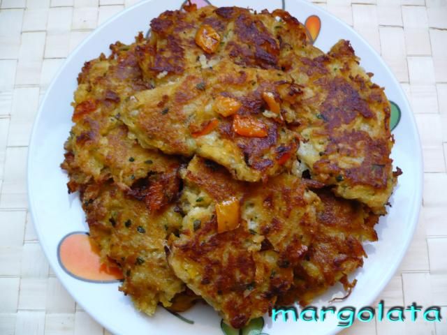 Placuszki z cukini z papryką