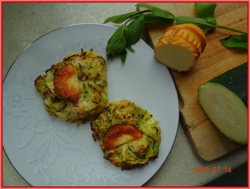 Placuszki z cukinii i indyka Placuszki z cukinii i indyka