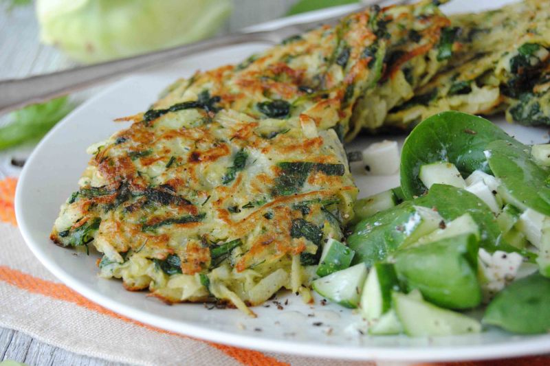 Placuszki z kalarepki i szpinaku
