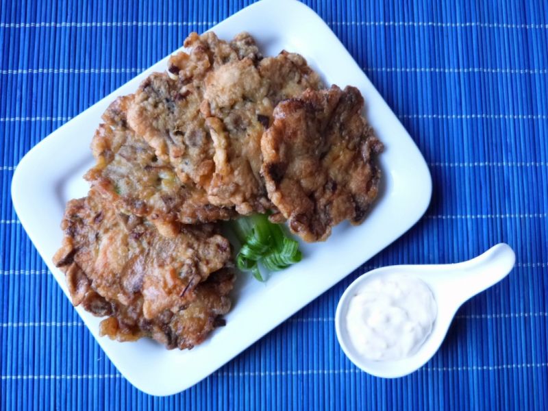 Placuszki z kurczaka z pieczarkami i porą