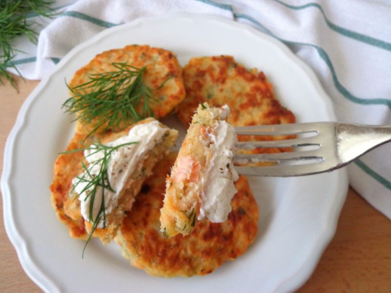 Placuszki z łososiem