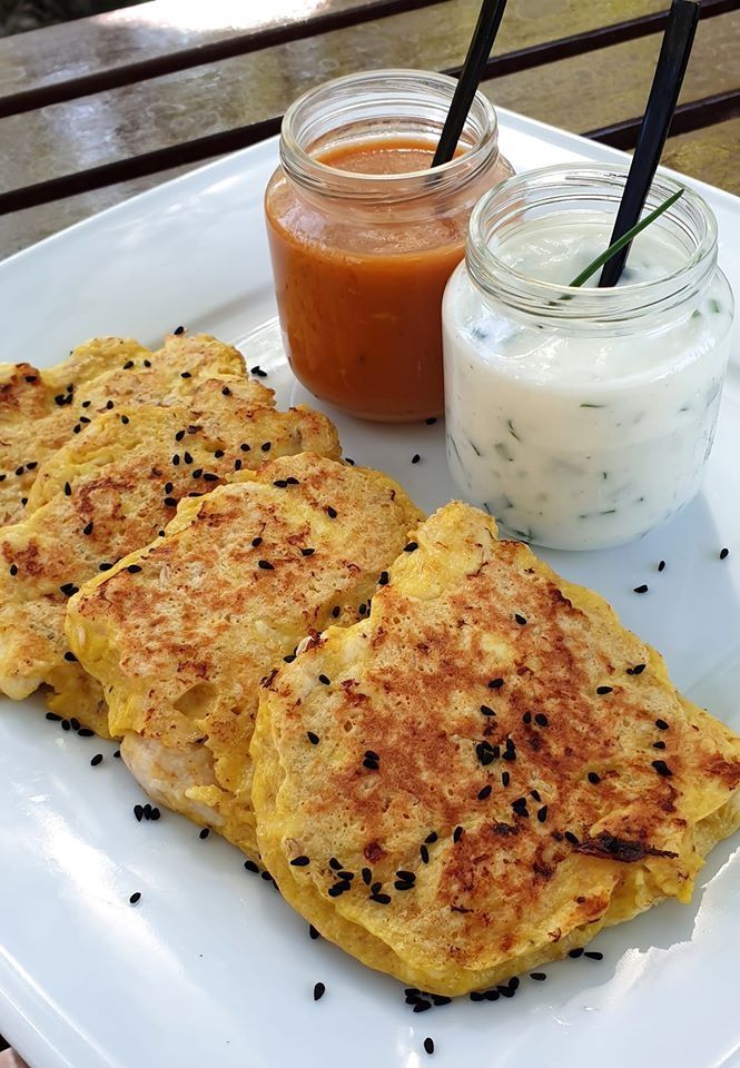 Placuszki z siekanego kurczaka i otrębów 