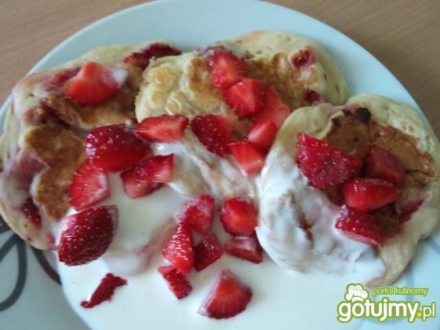 Placuszki z truskawkami