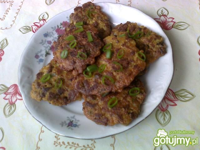 Placuszki z wątróbki ze szczypiorkiem