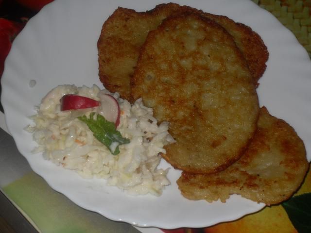 Placuszki ziemniaczane z kiszoną kapustą