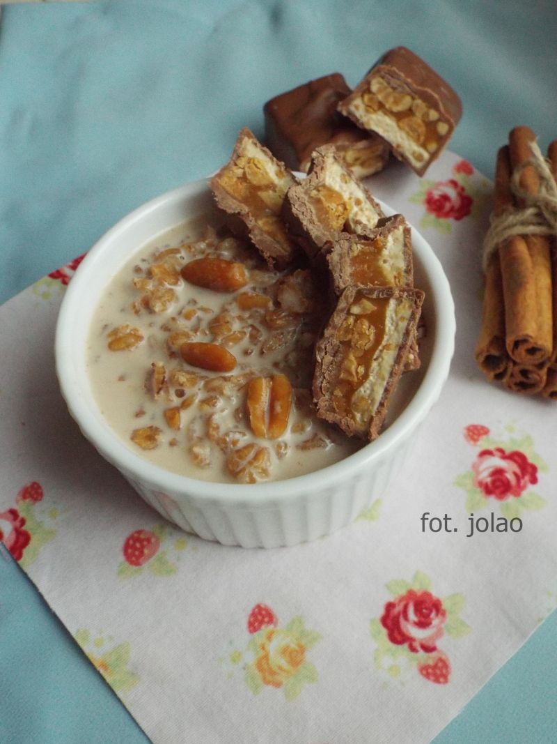 Płatki pszenne - Snikers z cynamonem