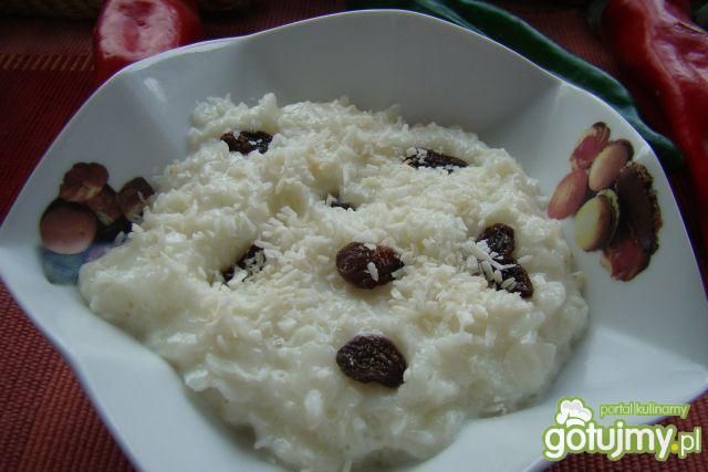 Płatki ryżowe na kokosowo z rodzynkami 