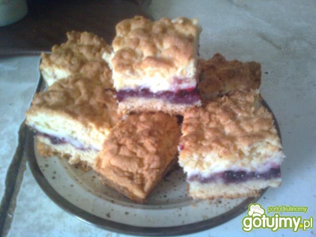 Pleśniak z dżemem porzeczkowym Pleśniak z dżemem porzeczkowym