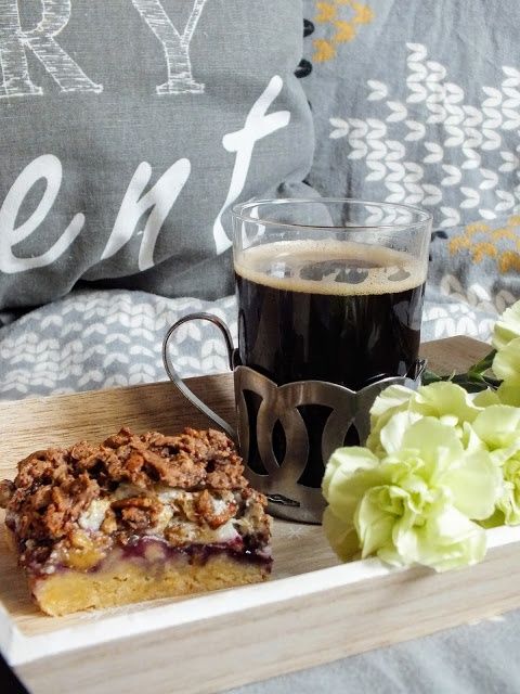 Pleśniak z orzechową bezą Pleśniak z orzechową bezą