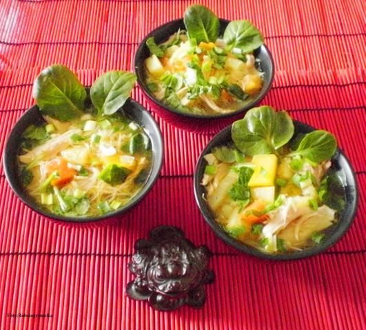 Pływające Tatsoi dla Smoka : Pływające Tatsoi dla Smoka :