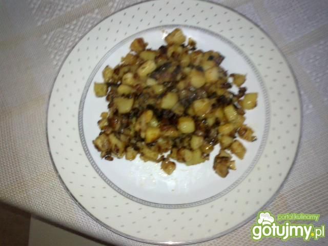 Podsmażane ziemniaki z cebulką