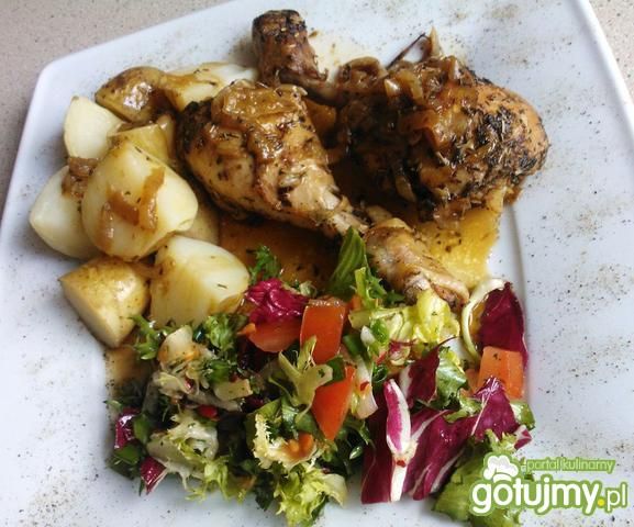 Podudzia z ziołami i cebulą