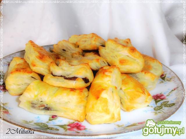 Poduszeczki z nutellą  Poduszeczki z nutellą