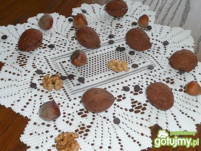 Podwójnie czekoladowe orzeszki  Podwójnie czekoladowe orzeszki