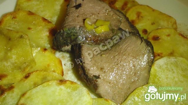 Polędwica jelenia w sosie whisky