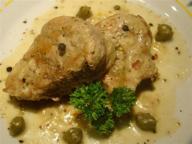 Polędwica wp z kaparami i kolorowym piep