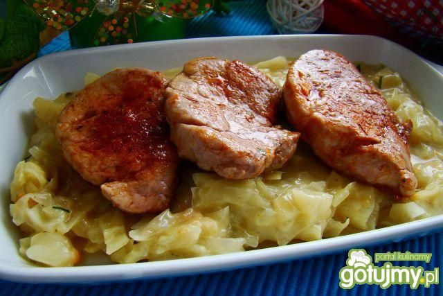 Polędwiczka na kapuście  Polędwiczka na kapuście