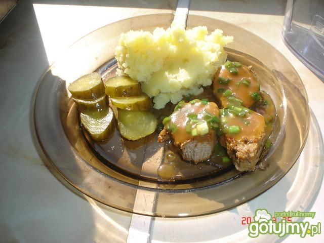 Polędwiczka w sosie szczypiorkowym Polędwiczka w sosie szczypiorkowym