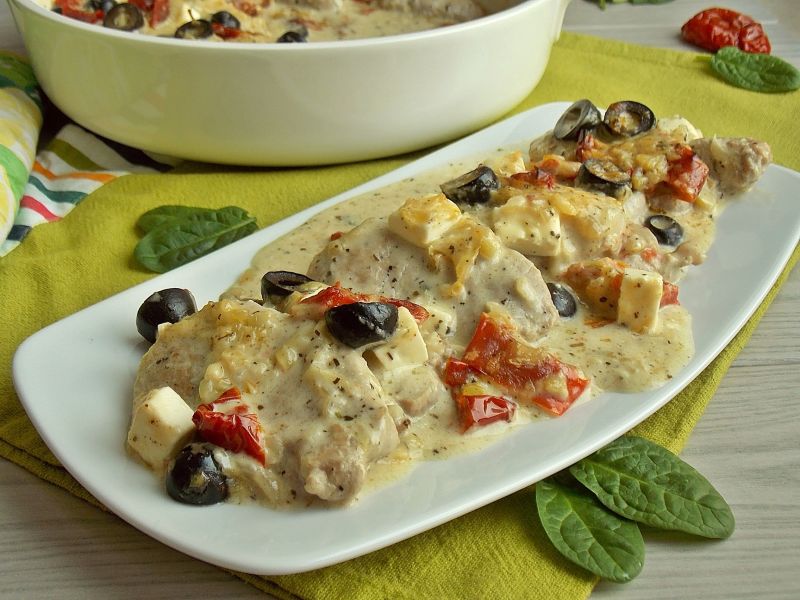 Polędwiczka w sosie z suszonymi pomidorami