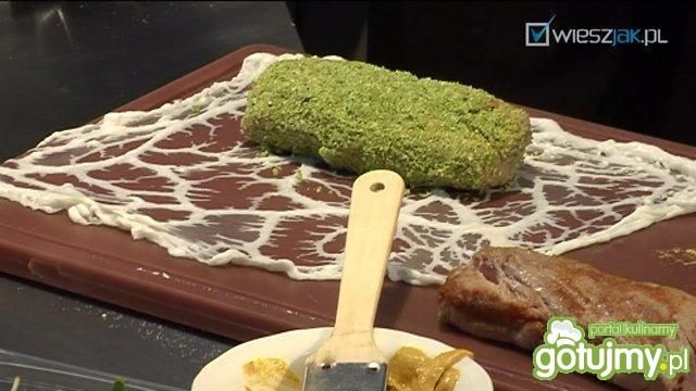Polędwiczka w ziołach z musaką Polędwiczka w ziołach z musaką