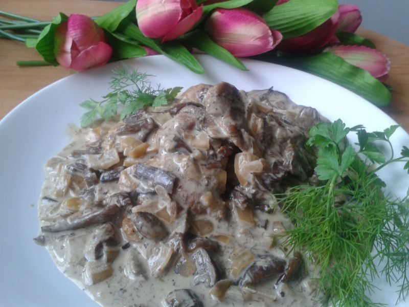 Polędwiczka wieprzowa w sosie grzybowym Polędwiczka wieprzowa w sosie grzybowym