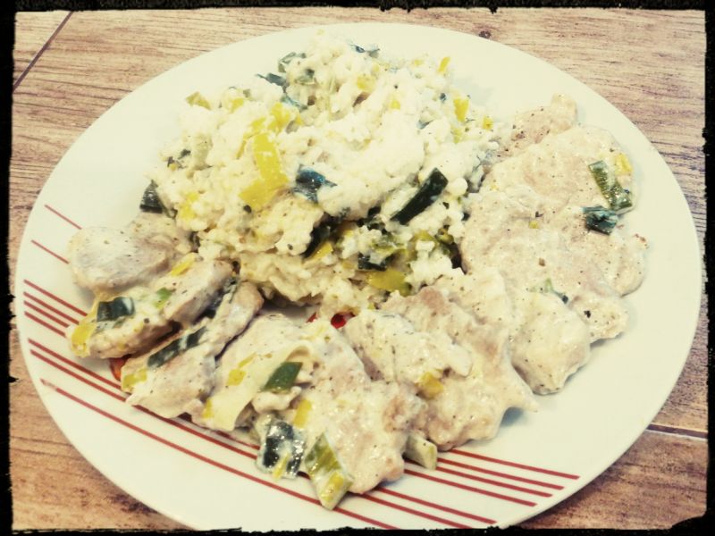 Polędwiczka wieprzowa w sosie śmietanowo - porowym