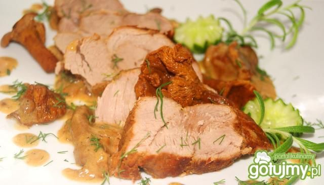 Polędwiczka wieprzowa z kurkami 