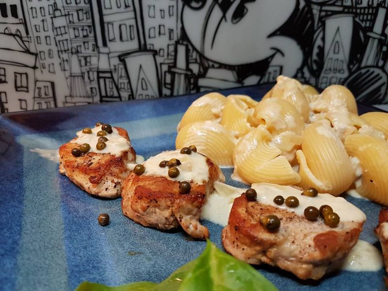 Polędwiczka wieprzowa z sosem gorgonzola