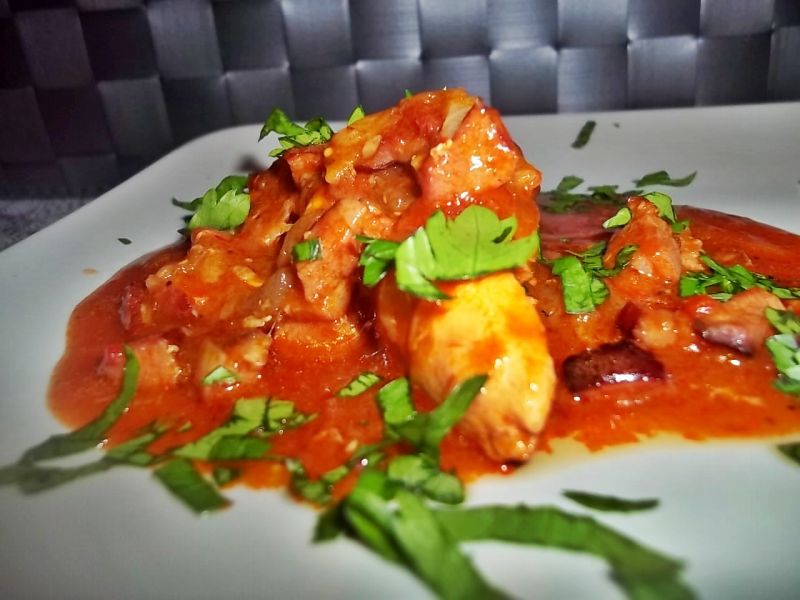 Polędwiczki w sosie pomidorowym z miodem Polędwiczki w sosie pomidorowym z miodem