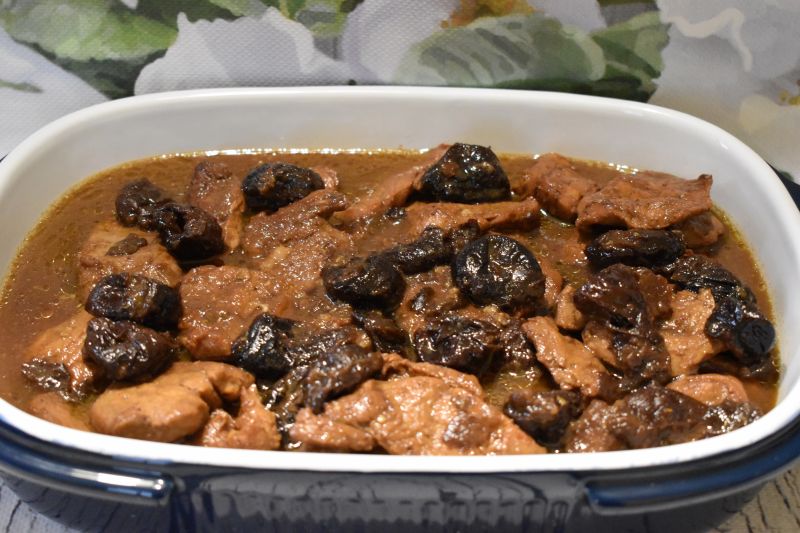 Polędwiczki w sosie śliwkowym