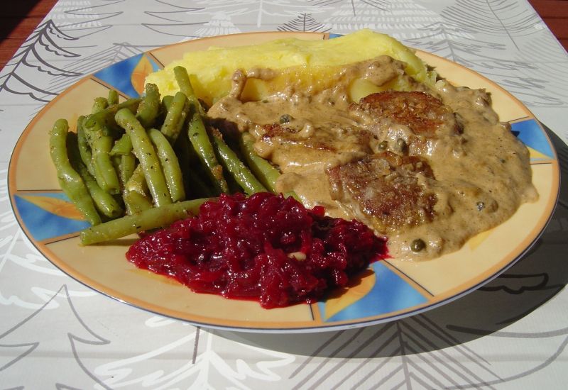 Polędwiczki w sosie śmietanowo - koniakowym 