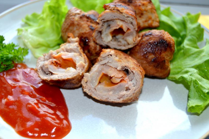 Polędwiczki wieprzowe z liczi