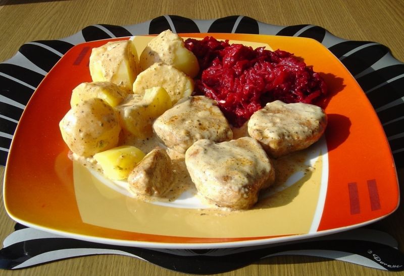 Polędwiczki wieprzowe z serem camembert Polędwiczki wieprzowe z serem camembert