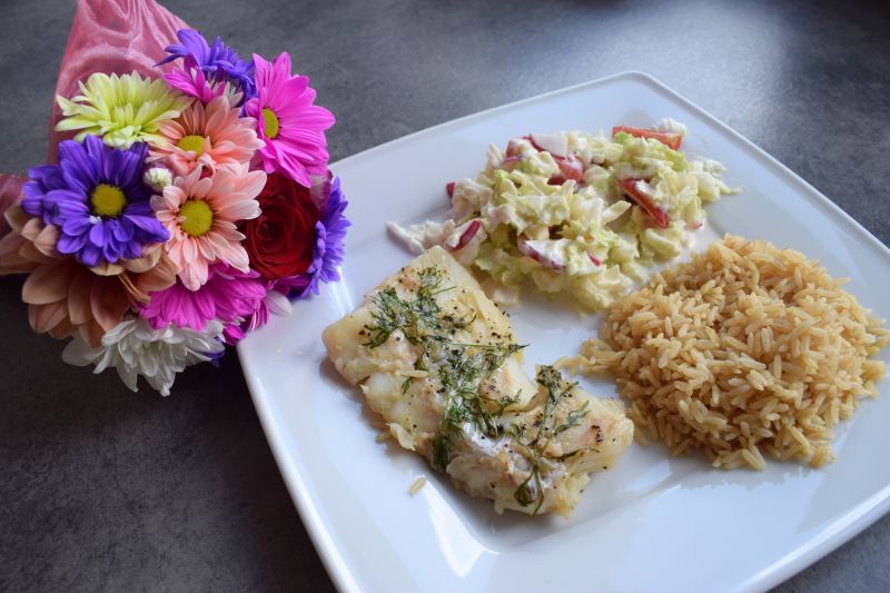 Polędwiczki z dorsza pieczone w folii z czosnkiem Polędwiczki z dorsza pieczone w folii z czosnkiem