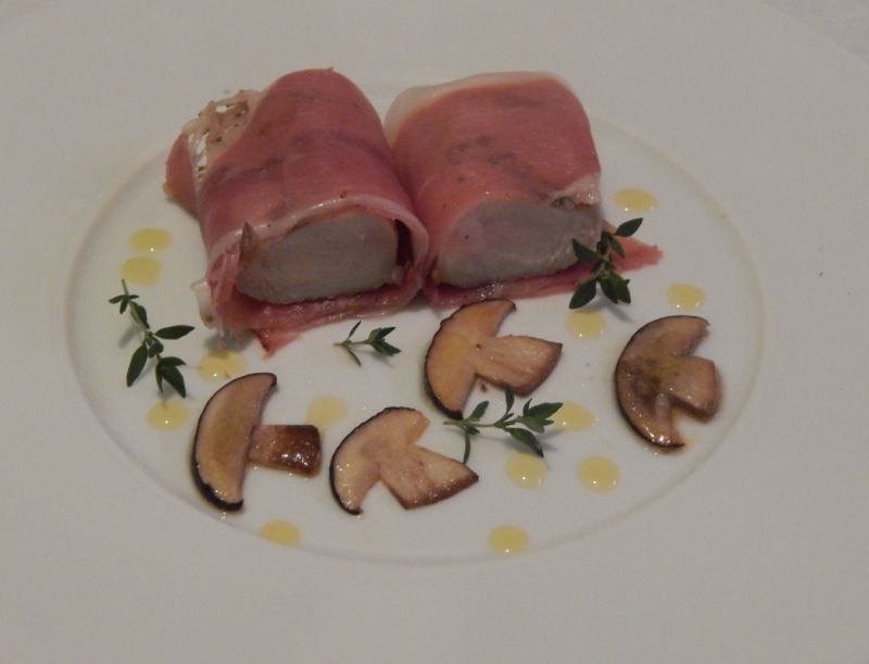 Polędwiczki z królika z borowikami