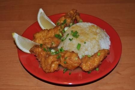 Polędwiczki z Kurczaka w Sosie Cytrynowy