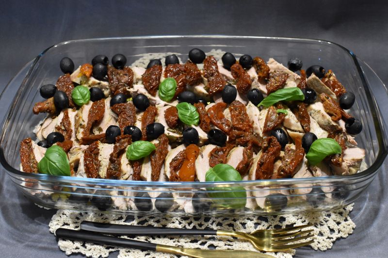 Polędwiczki z suszonymi pomidorami