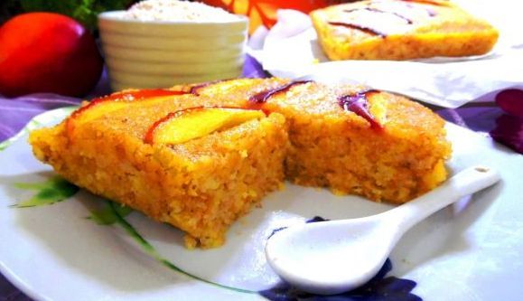 Polenta na słodko z nektarynką i amarantusem Polenta na słodko z nektarynką i amarantusem