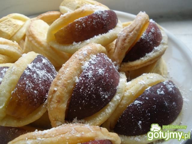 Półfrancuskie ciastka serowe z brzoskwin